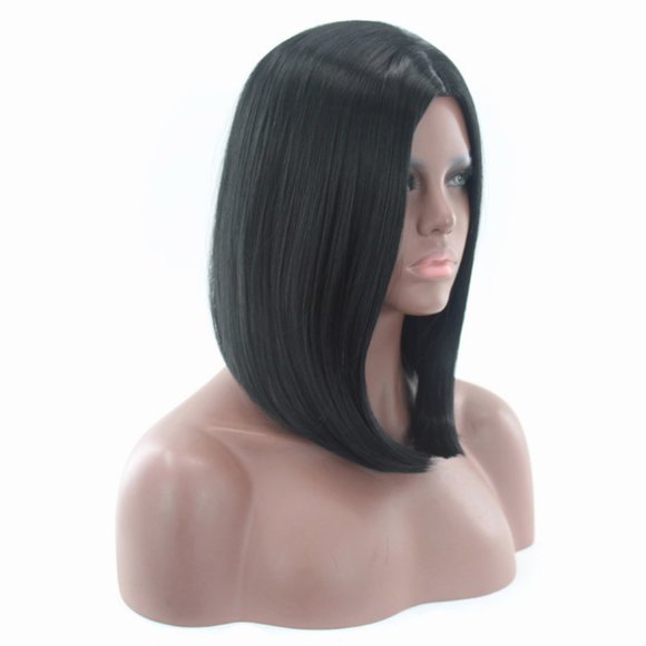 Short Bob wig - Picture 4 of 5